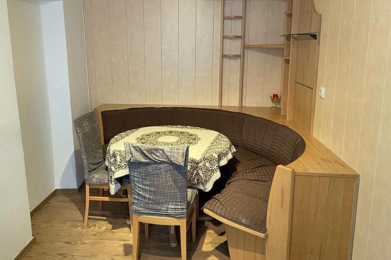 Areit Apartments - Low Budget Τσελ αμ Ζέε Εξωτερικό φωτογραφία